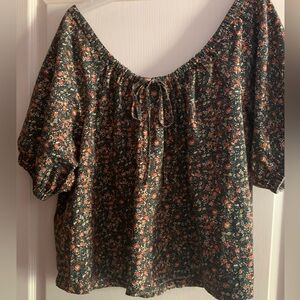 Doen floral Peasent Blouse